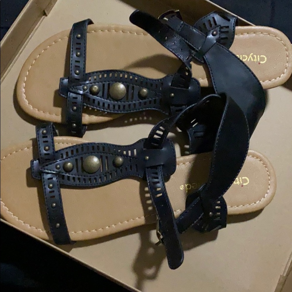 Sandals bundle